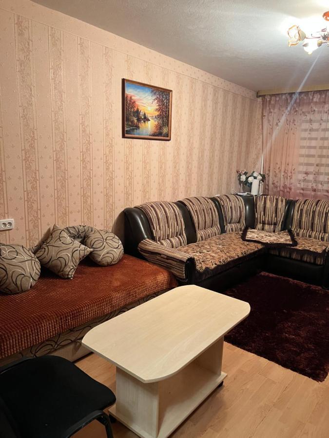 Ореховая Горка Апартаменты С Балконом И Лифтом Narwa Zewnętrze zdjęcie